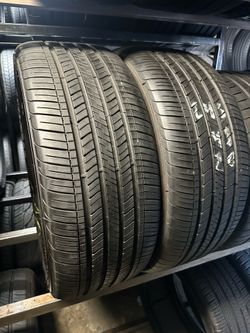 PAIR OF TIRE 245 45 20 GOODYEAR 85% LIFE