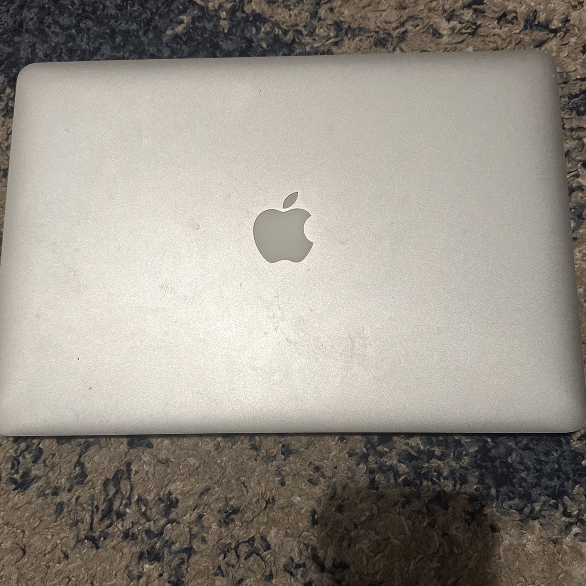 MacBook