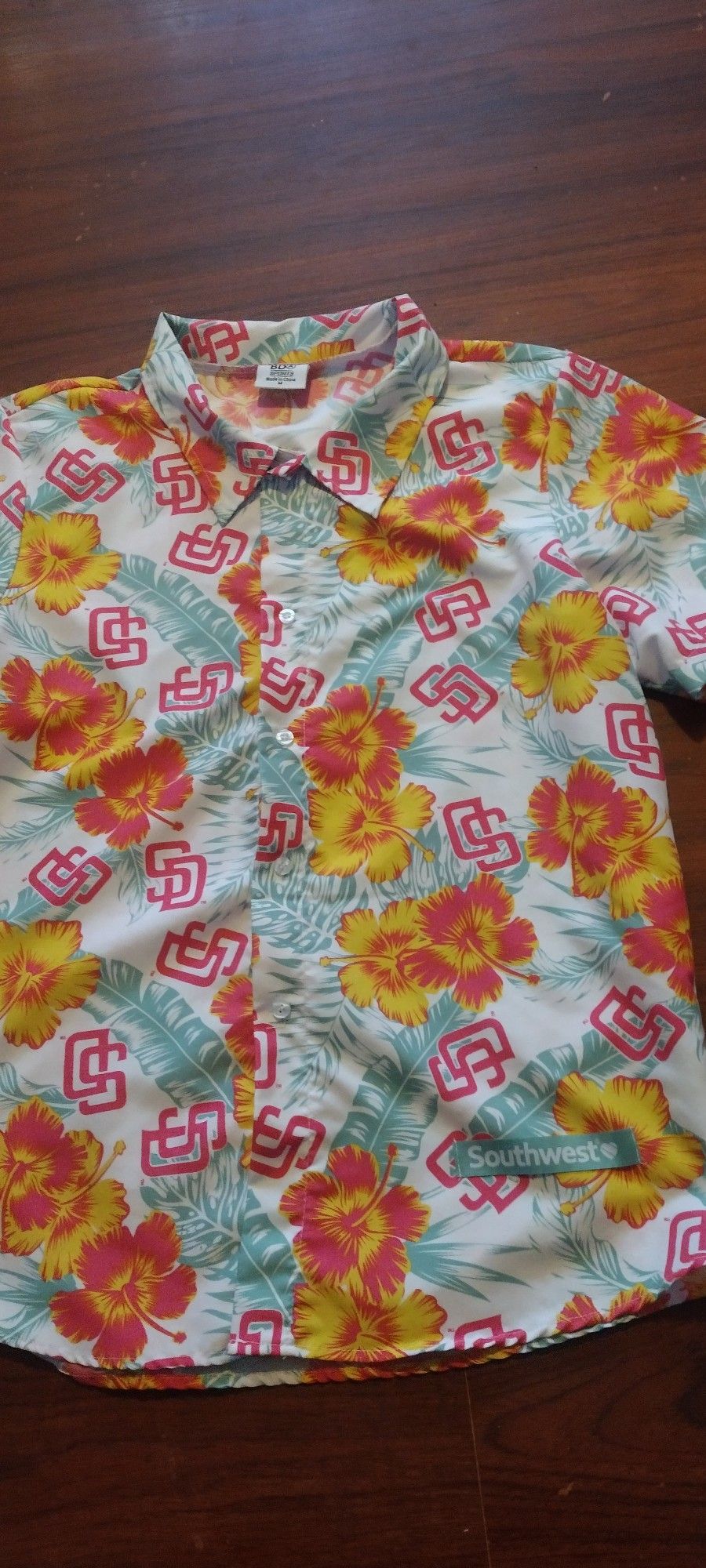 San Diego Padres City Connect Hawaiian Shirt 👕 Size M