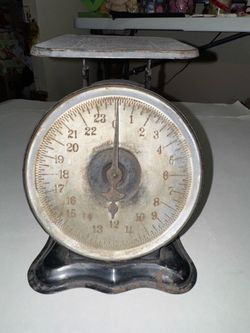 CA. 1906 ANTIQUE SCALE. GREAT KITCHEN DECORATION.