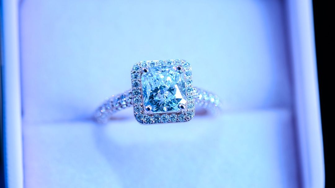 Gorgeous 2.62ct Diamond Ring – 2.00ct Center – IGI Certified – F/VS1 – 14k Gold – Brand New