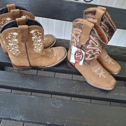 Size 21.5 De Mexico  Size 2.5 De Aq De Nin̈os