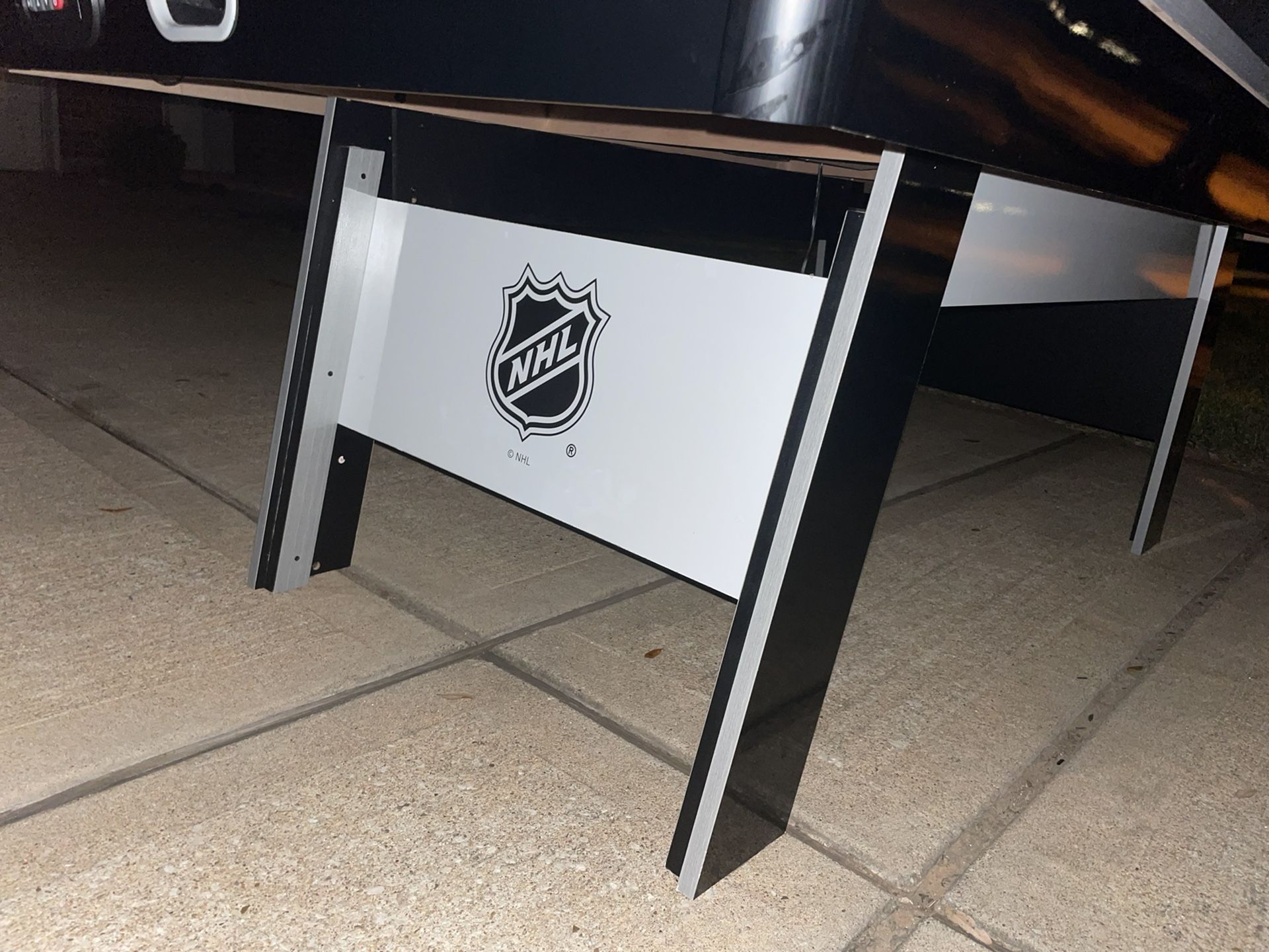 Air Hockey Table 