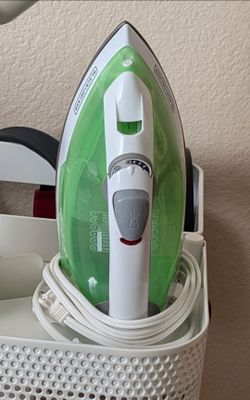 Black+Decker Steam Iron