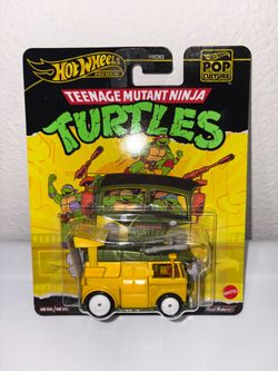 Hot Wheels TMNT Party Wagon Pop Culture 1:64 Scale