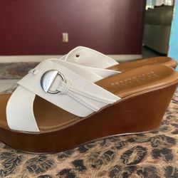 Fantastic Wedges Size 9 🩷🩷