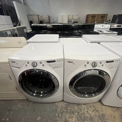 Washer And Dryer Whirlpool 27”