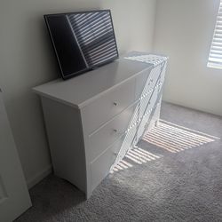 White Dresser 6-drawers
