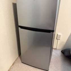 Whirlpool Fridge 