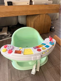 Infantino Baby Activity Seat / Sit-Me-Up Activity Center – Excellent Condition