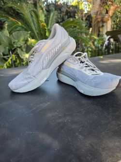 Brooks Running Sneakers