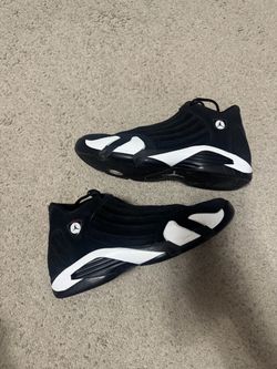 VNDS JORDAN 14 BLACK WHITE SIZE 11.5
