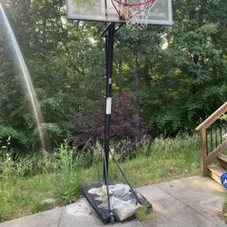 Spalding Basketball Hoop