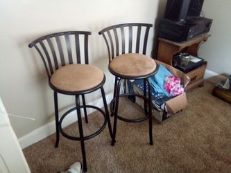 Both bar stools $25