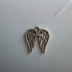 James avery angel wing charm