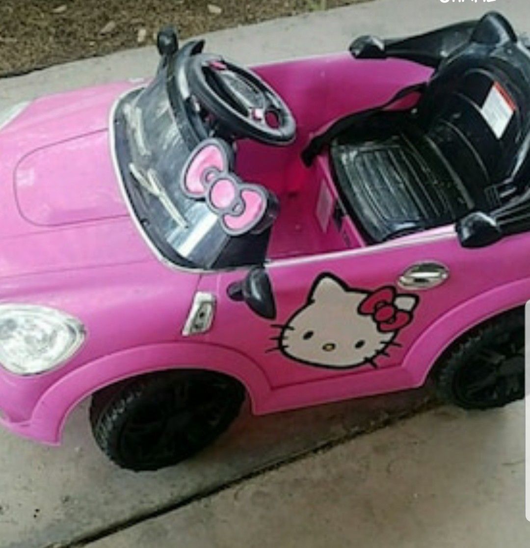 Pink Hello Kitty battery powered car 75 OBO