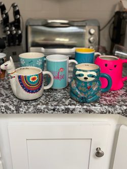 Set of 6 Adorable Mugs, New & Like New