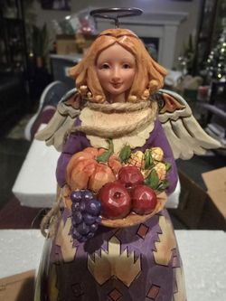 Never Opened!! Stunning Sculpture By American Artist, Jim Shore!!