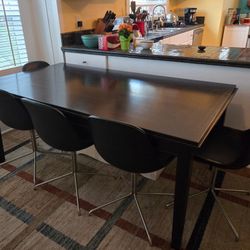Dining Table with 8 Chairs