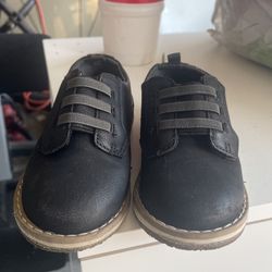 Boy Shoes 7c