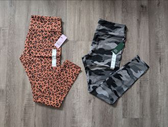 New Women's Leggings Size L