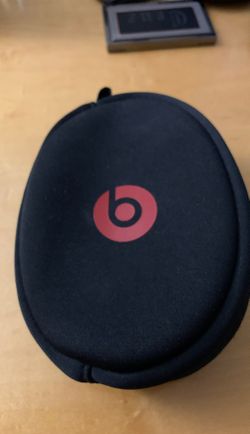 Beats solo 3 case (no headphones)