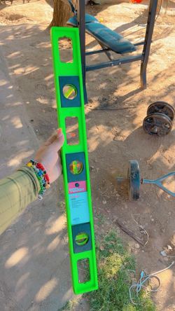 Hyper Thought 24” Level 