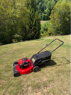 FREE DELIVERY ! CRAFTSMAN M110 SELF PROPELLED GAS LAWN MOWER 140CC