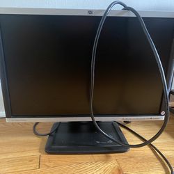 HP Monitor In Great Condition Available For Pickup! 