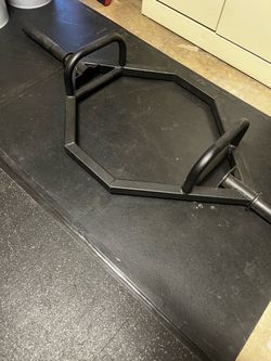 Rackable Hex Trap Barbell
