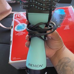 REVLON Salon ONE-STEP Hair Dryer and Volumizer