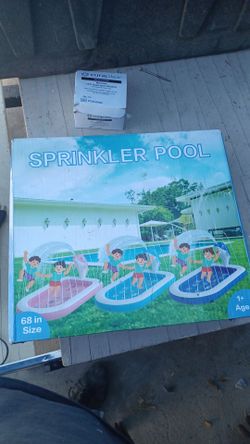 68"in size  inflatable splash pad $20