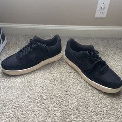 Nike Air Force 1 Low LX