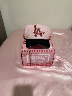 31 Hats Valentines Limited Edition