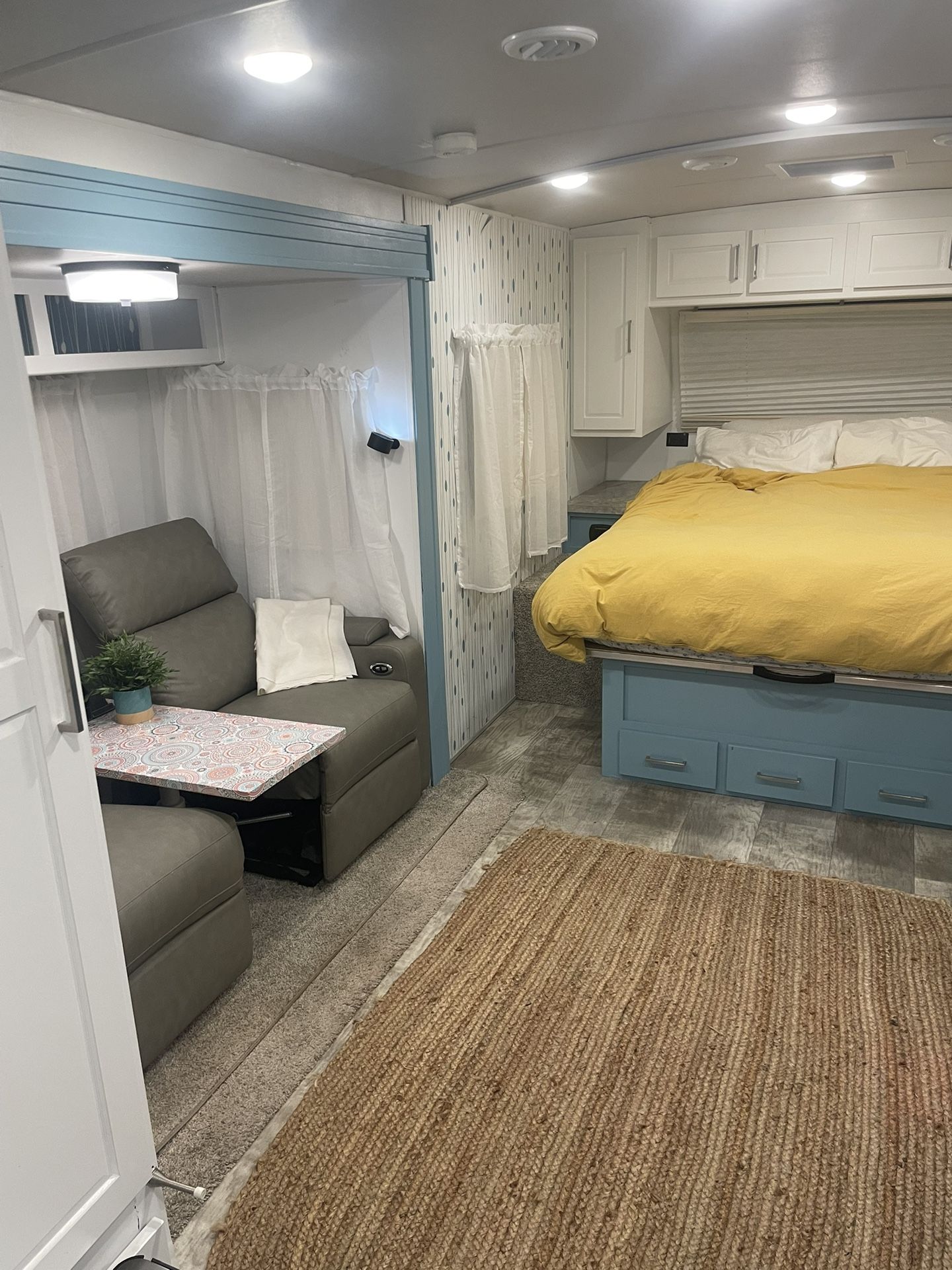 2022 Rockwood Mini Lite 2205S