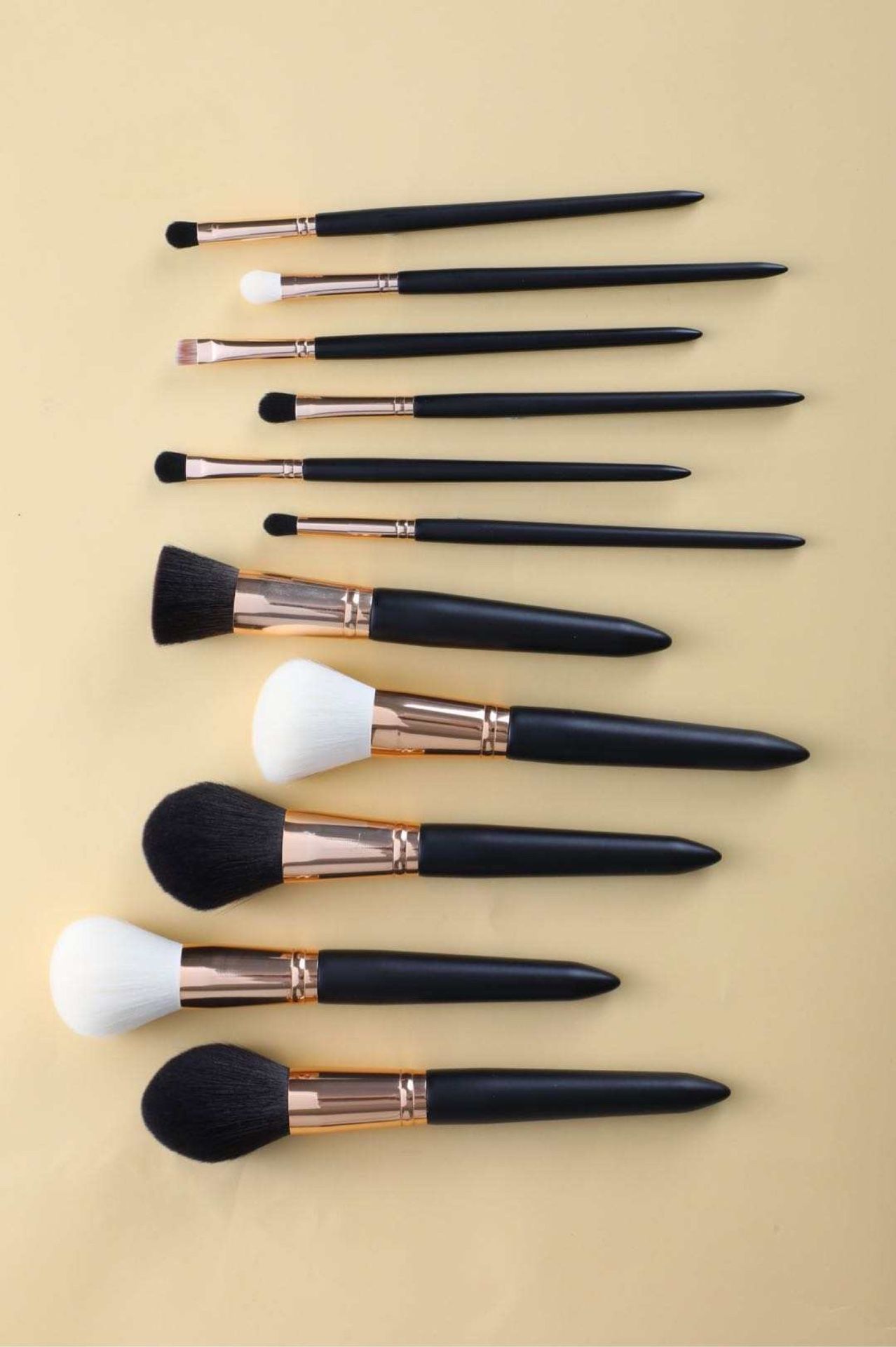 Makeup Brushes 