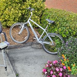 Cannondale Comfort 400 Mountain Bike