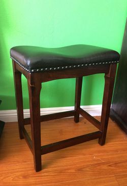 Brown stool/seat