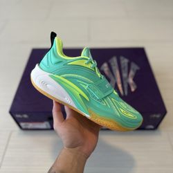 Anta Kai 1 Green Grail Size 8.5 & 9