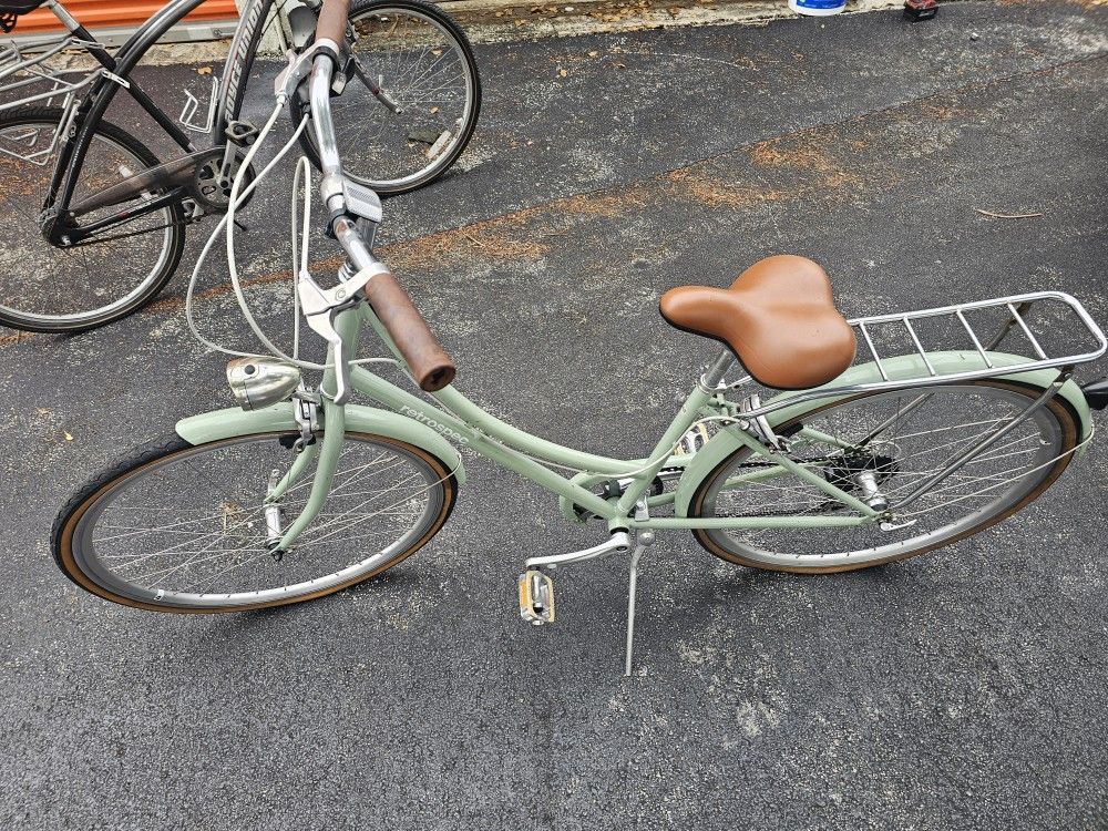 Beatiful Girls Bike