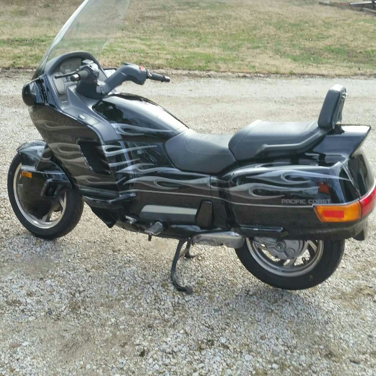 1989 honda pacific coast 800