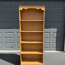 Wooden Bookcase | 5 Tiers