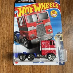 Hot Wheels Optimus Prime “Brand New | Screen Time”