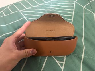 Ray-Ban Meta Smart Glasses with Case
