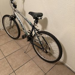 Bisycleta Seminueva Número 26 En 100 Dolares 