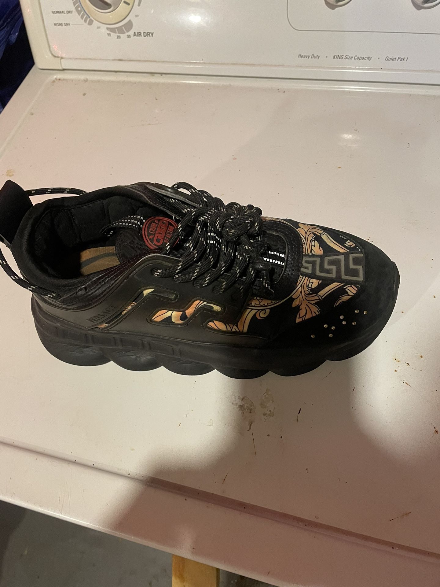 Black Versace Train Reaction