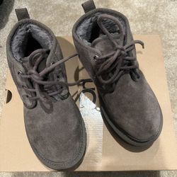 UGG Gray Chucka boot 
