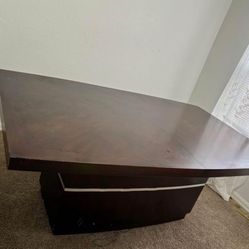 Free Dining Table