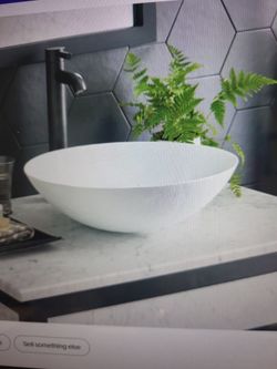 Murano white glass vessel sink