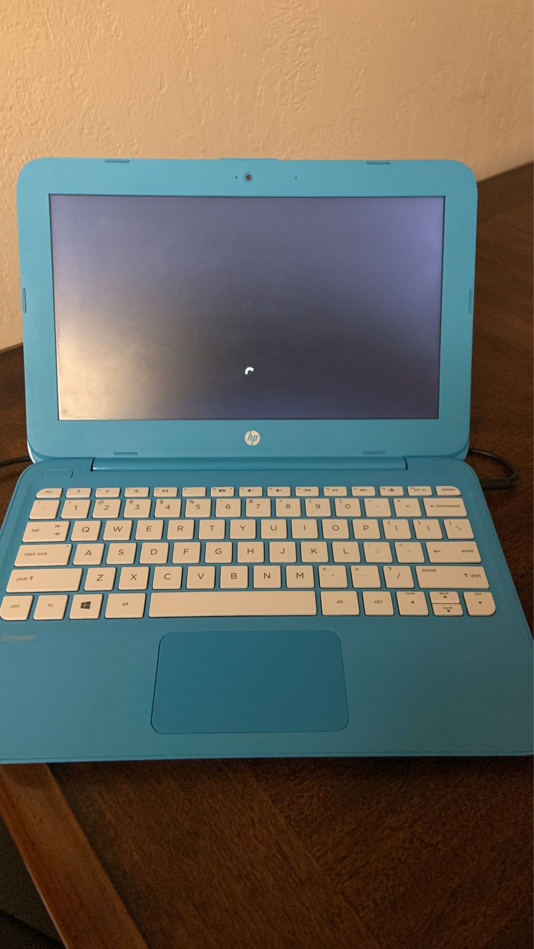HP stream 11 laptop blue